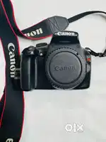Canon EOS 1100D