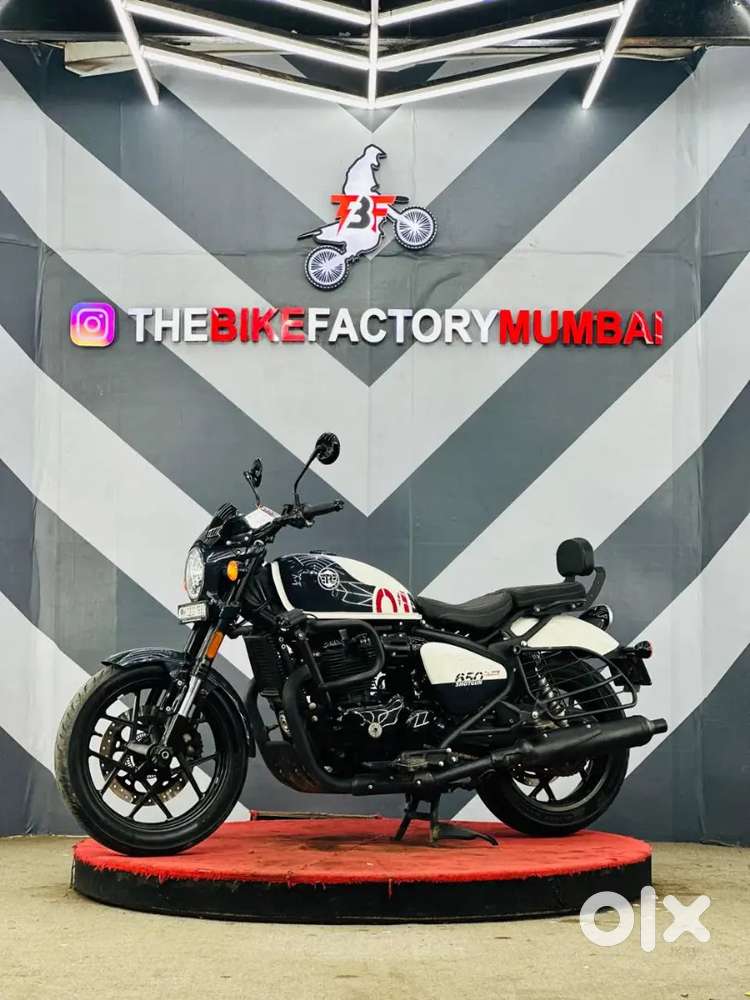 ROYAL ENFIELD SHOTGUN 650 (LOADED)