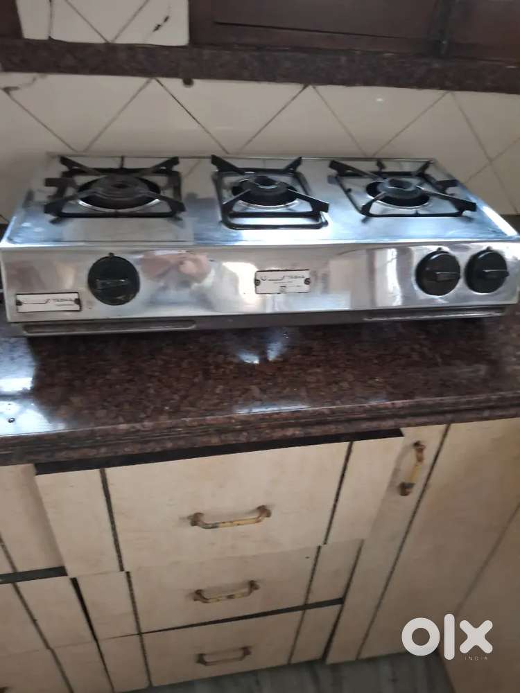 Gas stove 3 burner