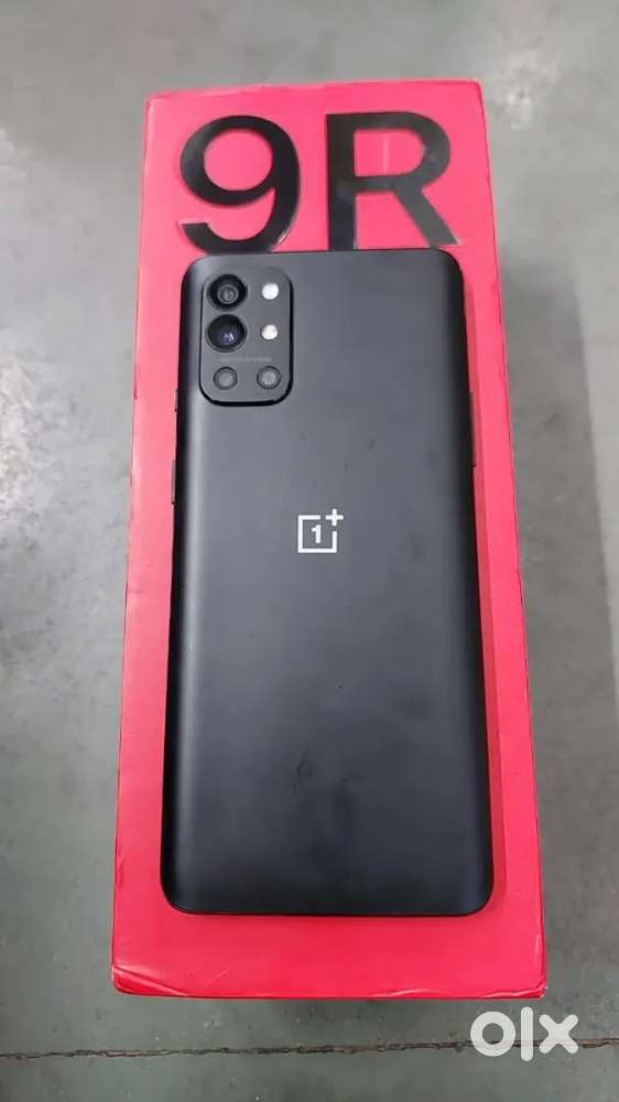 One plus 9r 5G 12/256 in perfect condition