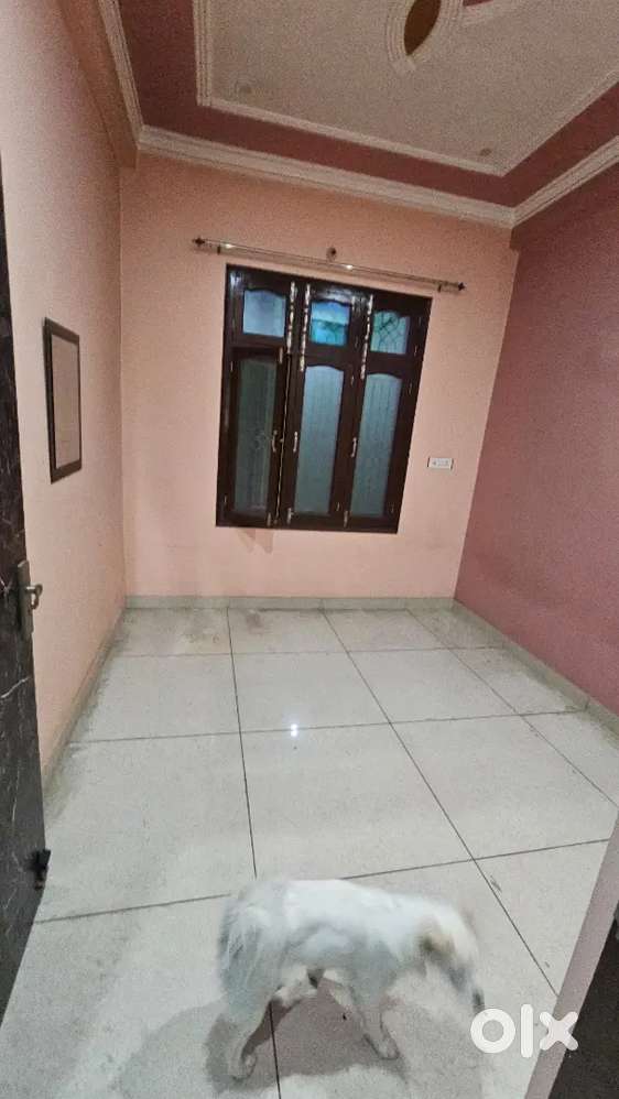 3 b h k independent house