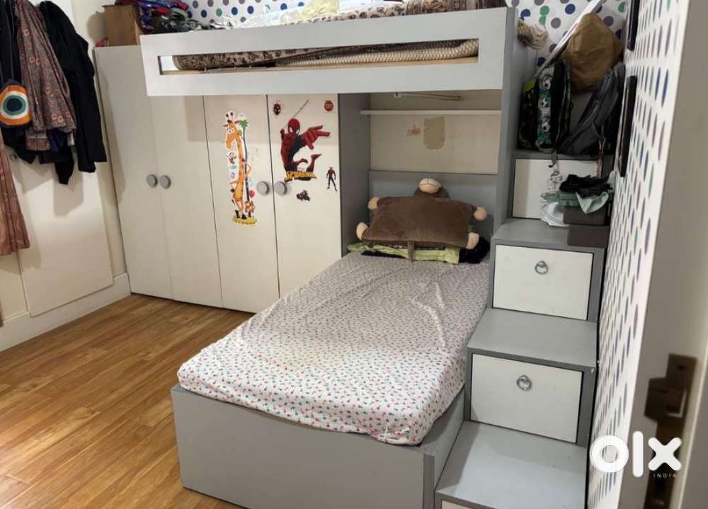 2 Bed + 5 ladder cum drawer + mattresses