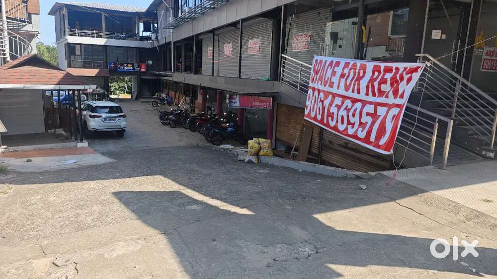 Commercial space for Rent (one floor)