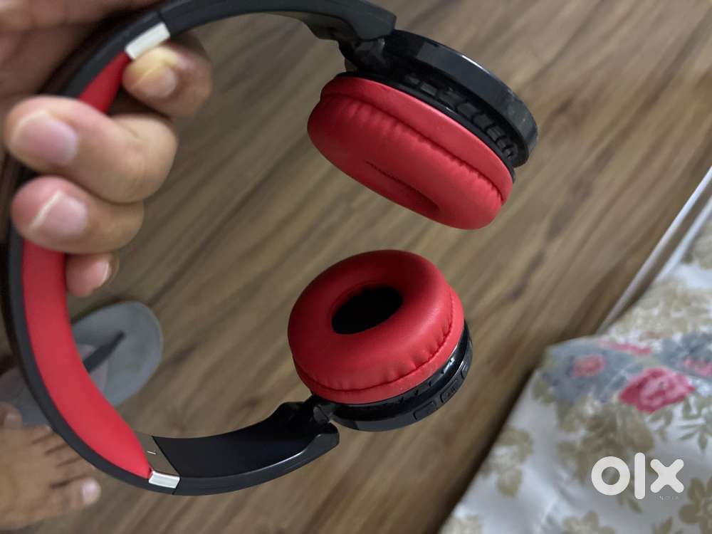 Boat headphone