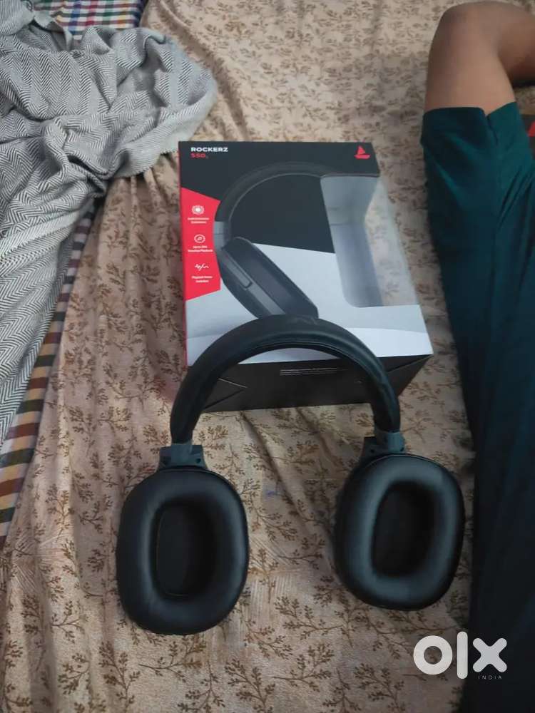 Boat headphones rockerz 550