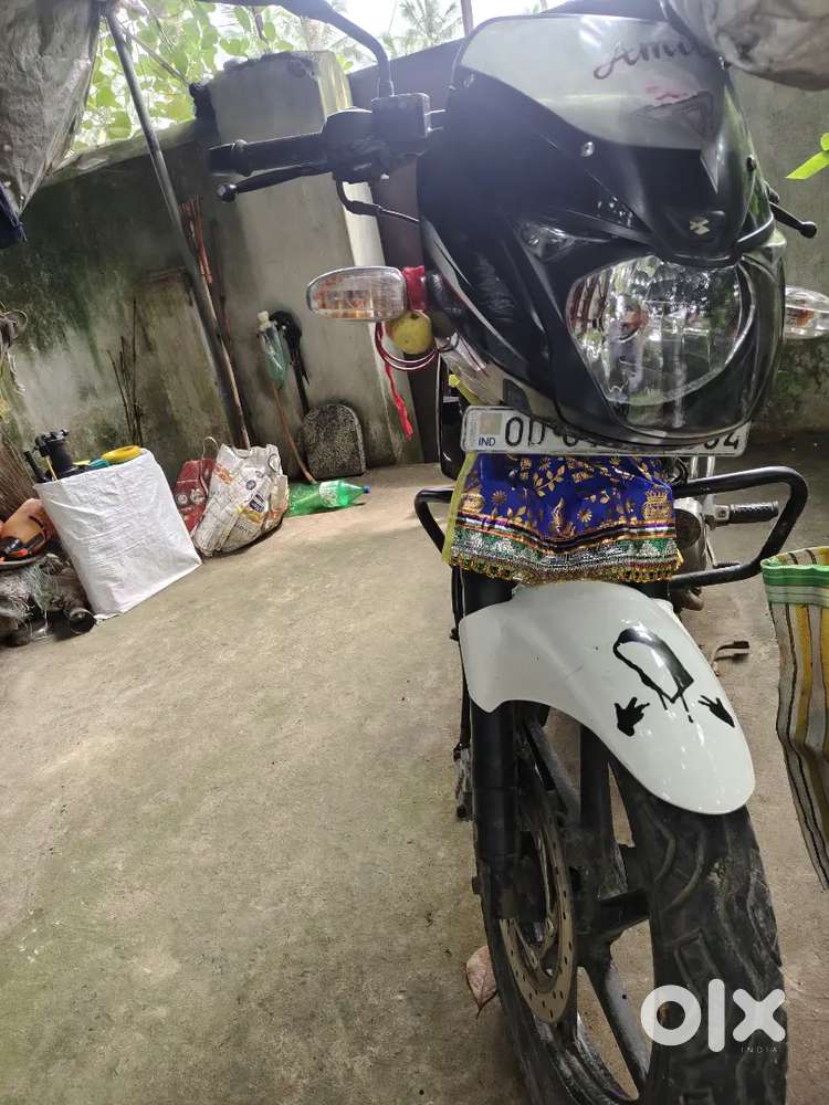BAJAJ PULSAR 180 NEW CONDITION