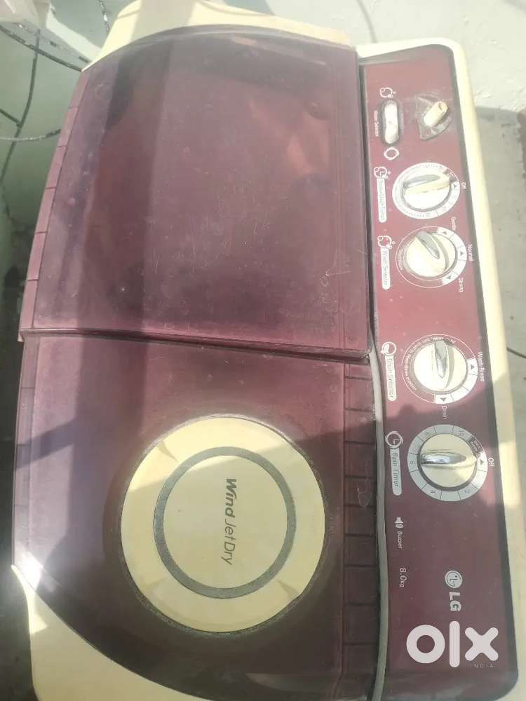 LG semi automatic washing machine