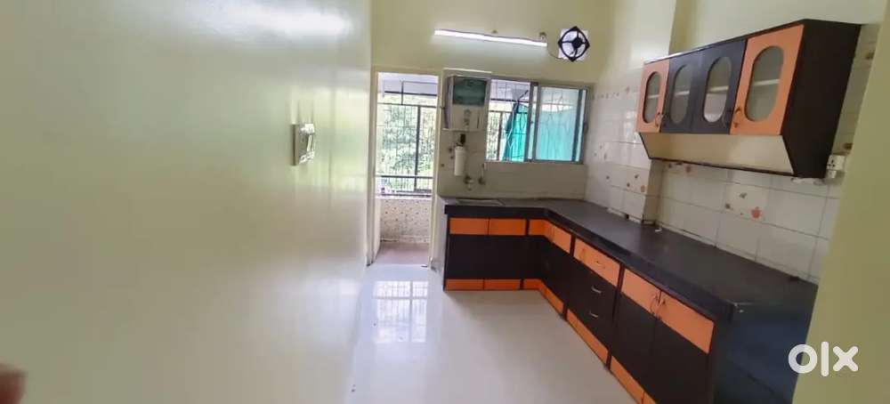 2 bhk flats new bilding best lokeshtiion