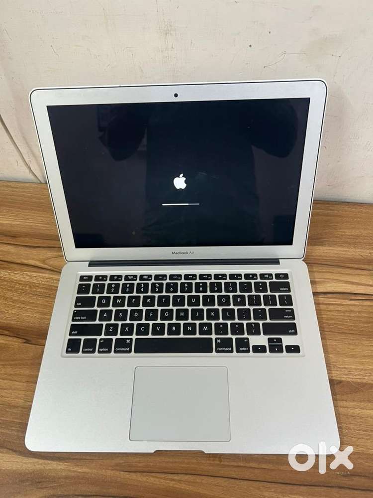 MACBOOK AIR 2017 A++ CONDITION