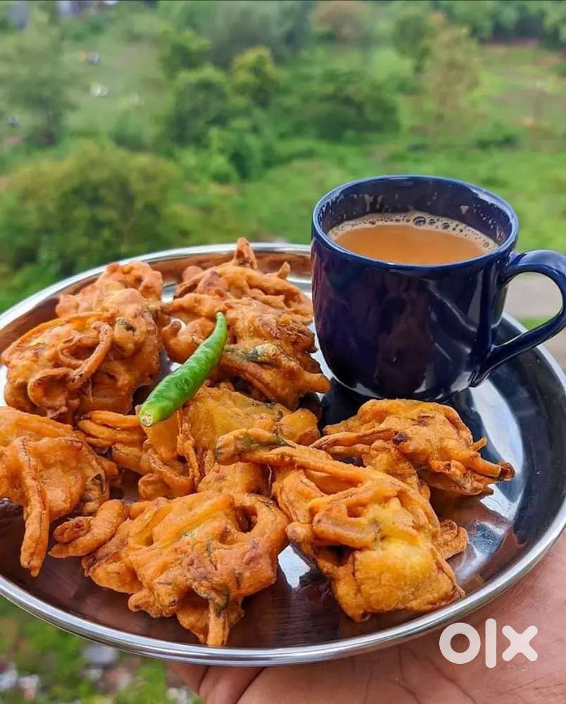 Chai pakodi banane wala ladka chahiye