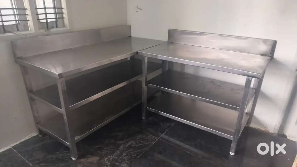 Ss service table very good condition