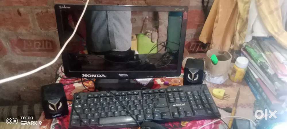 Computer desktop system
