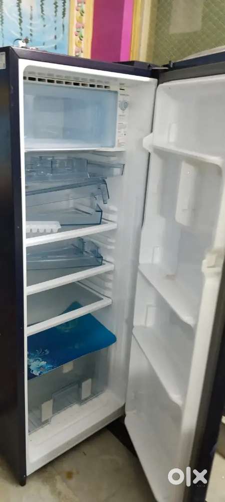 Samsung 180 refrigerator