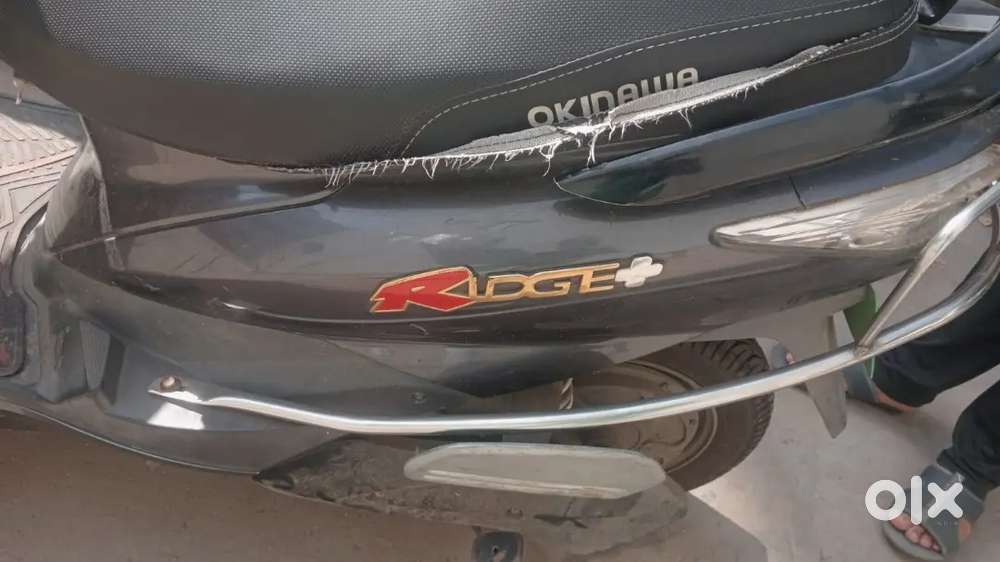 DRIVER WITH DELIVERY BOY