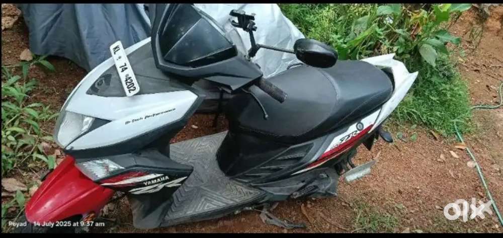 Yamaha Ray zr 125