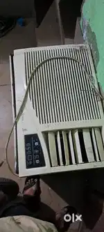 Window ac 1.5 ton working condition no any problem