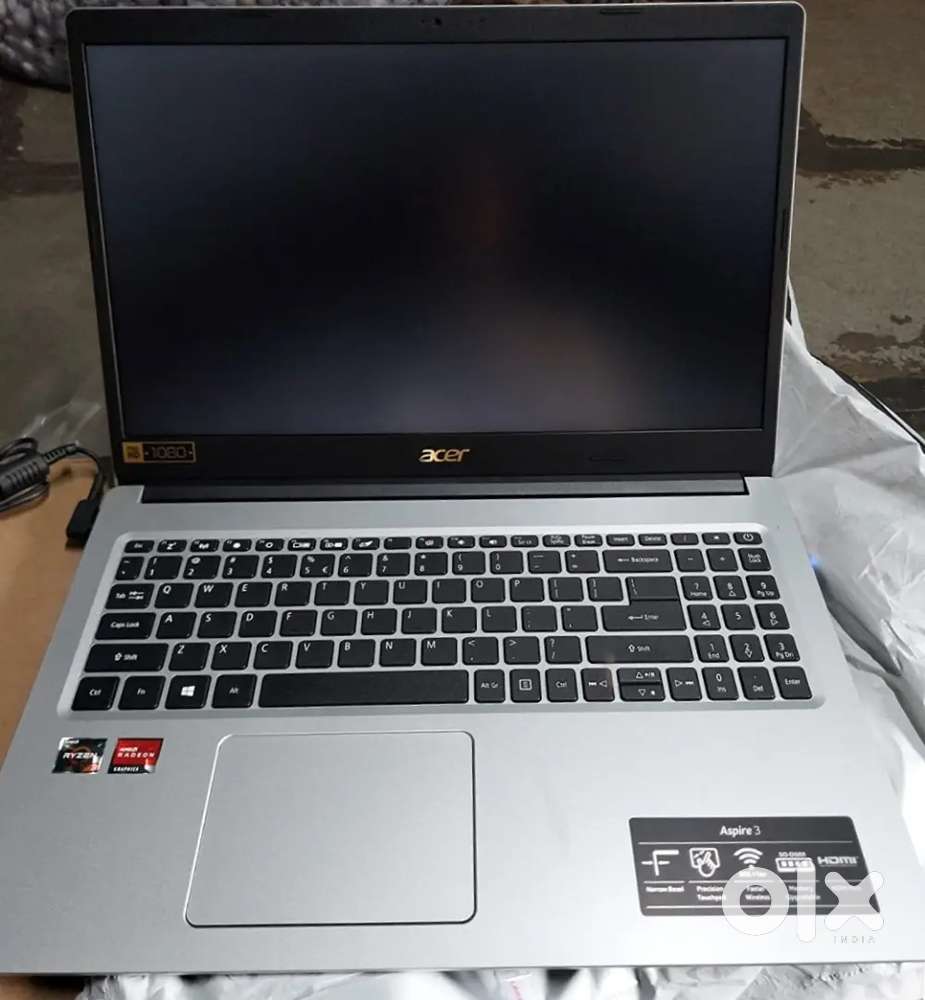 ACER ASPIRE 3 RYZEN 3