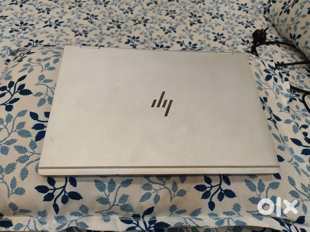 Hp EliteBook i5 Dual Camera Plus fingerprint ,aluminium body And More