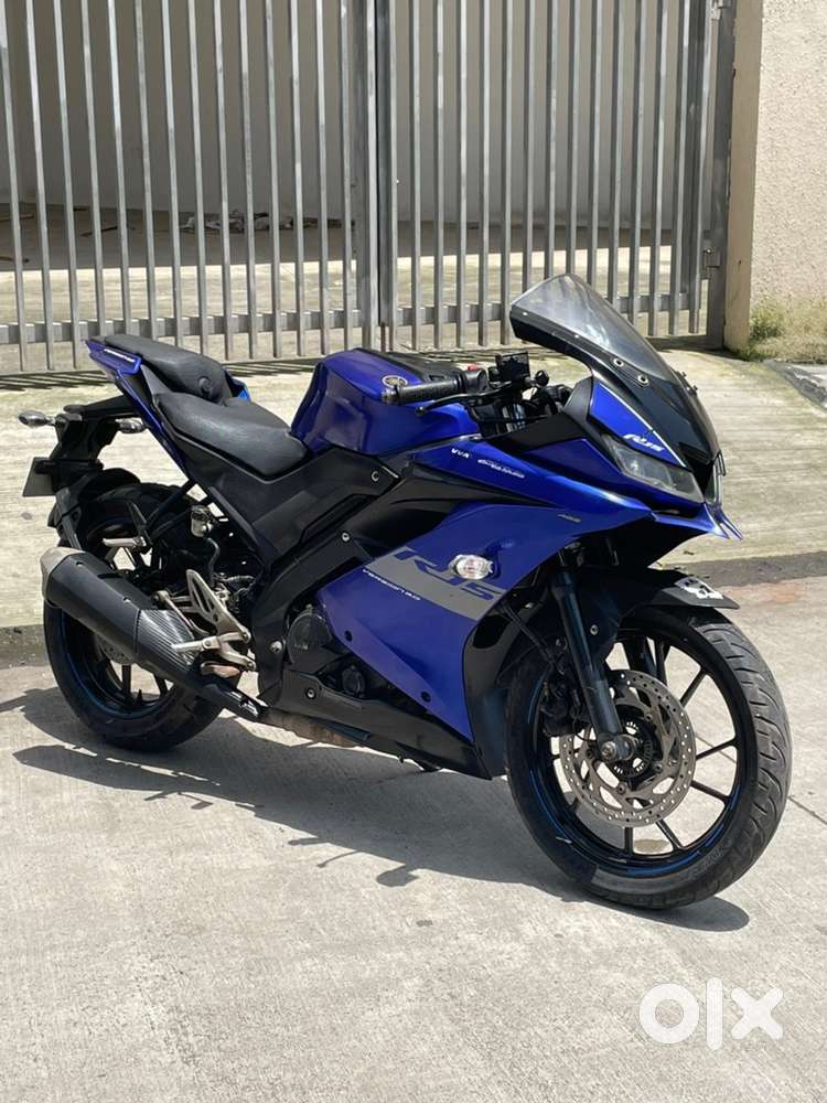 Yamaha r15 v3 at fix price