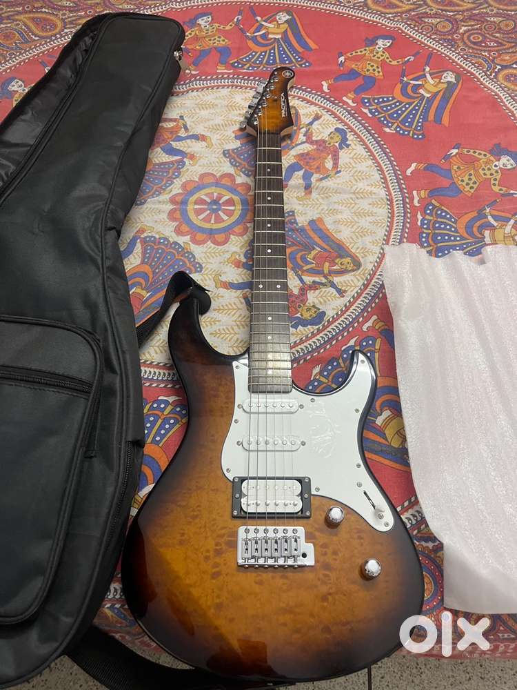 Yamaha electirc guitar