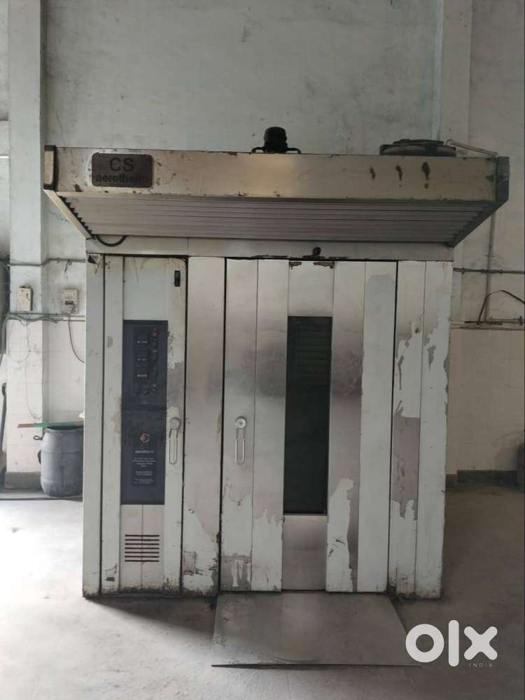 Selling bakery machines in excellent running condition