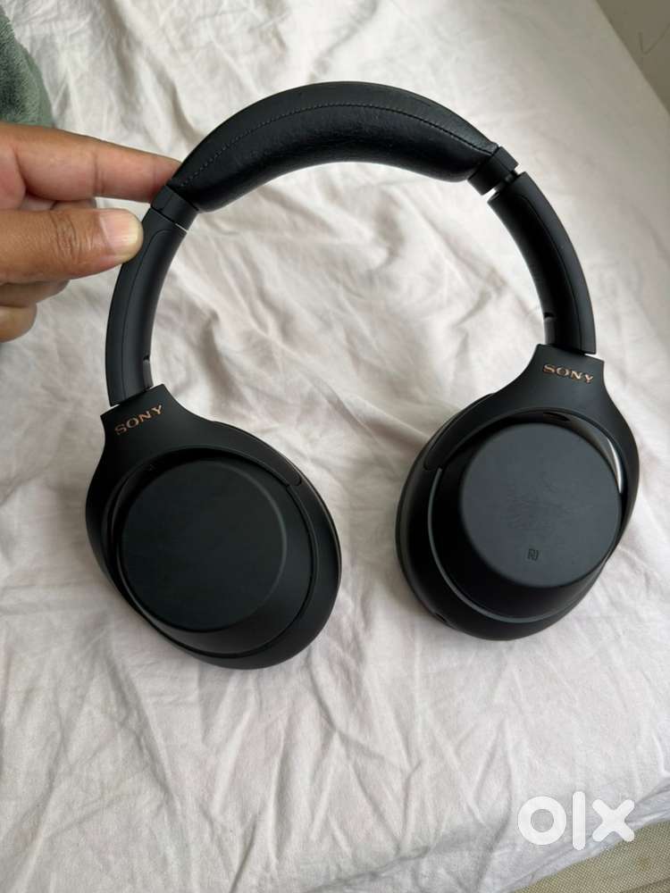 Sony WH-1000XM4 Noise Cancellation Headphones