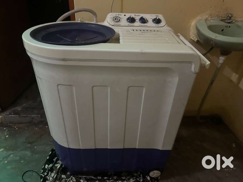 Whirlpool Semiautomatic washing machine