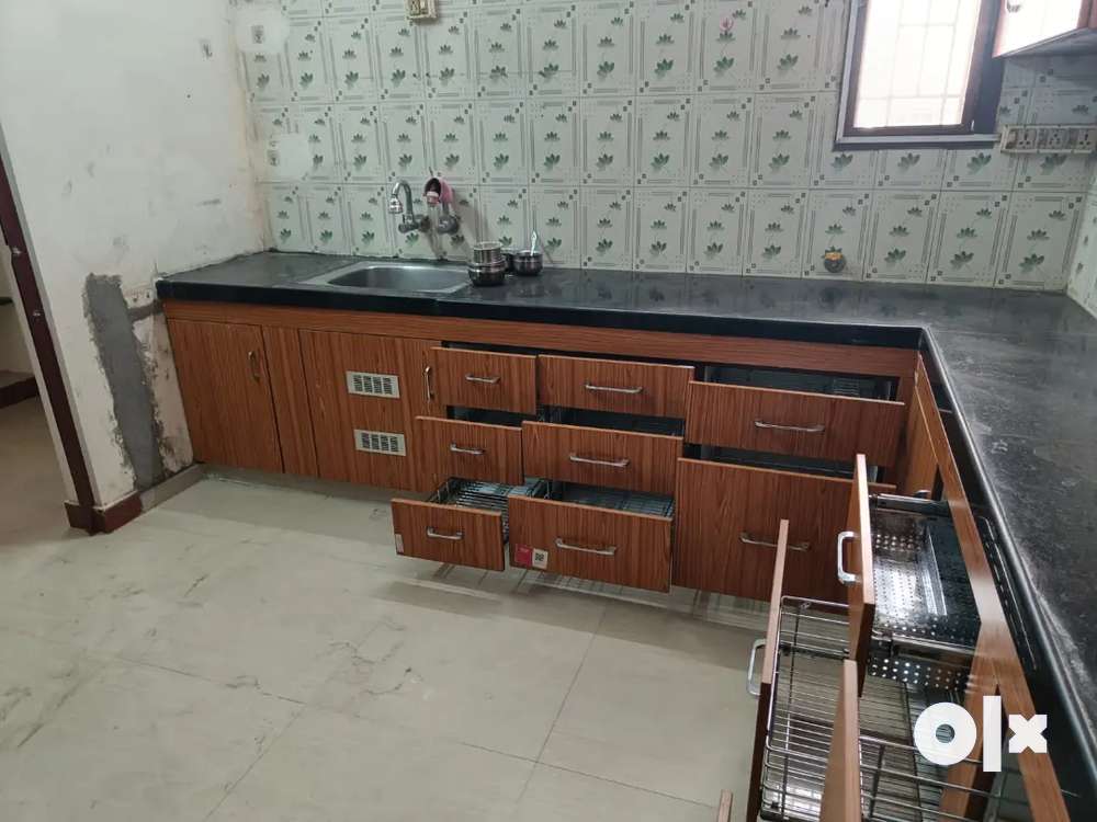 For rent a 3 BHK house