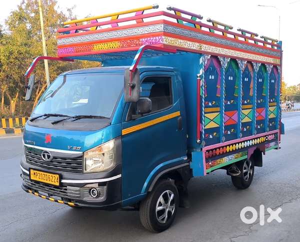 बड़ा पिक अप 2023 Tata INTRA V30 Owner 1 New Insurance