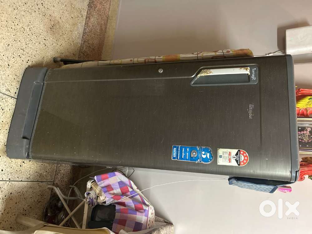 Whirlpool 215 litre fridge