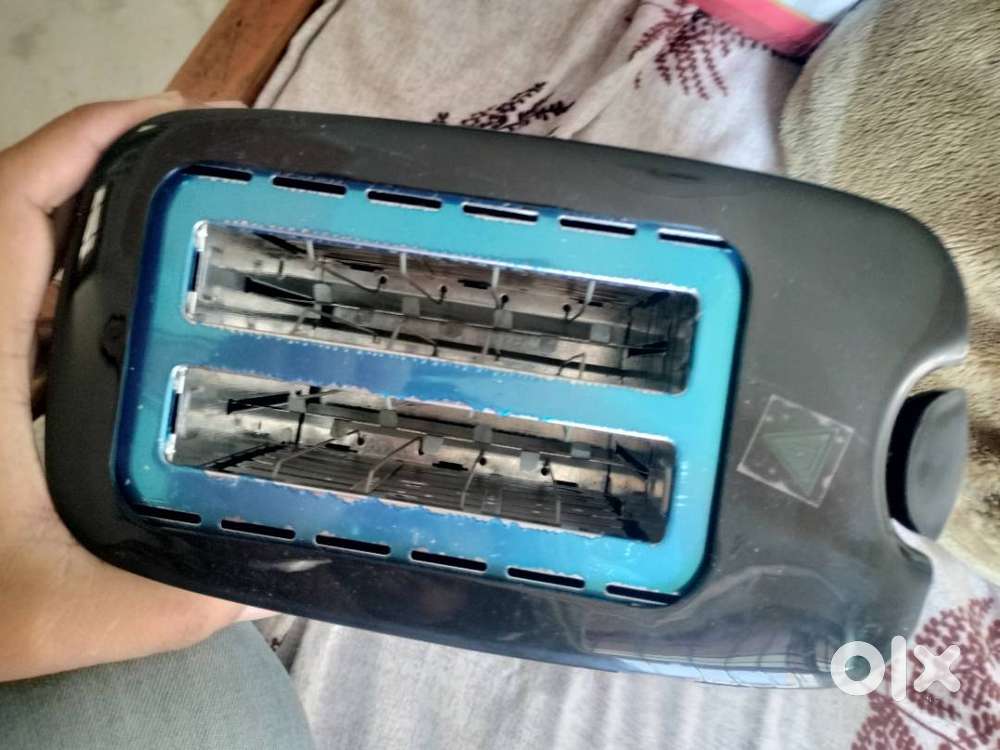 Pigeon pop up bread toaster