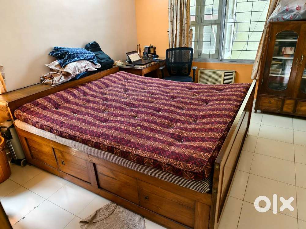 2 sets of Mattresses for sale at Kaikhali, Kolkata 700052