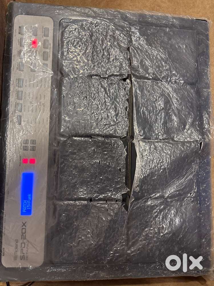 Roland SPD20X Octapad (black colour) with stand