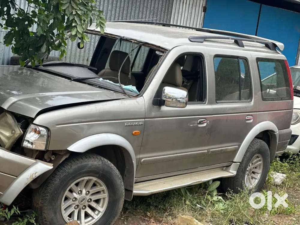 Ford endeavour all spares available