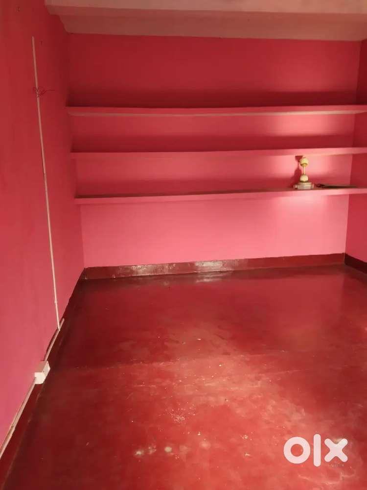 Rental 170sqft third floor office