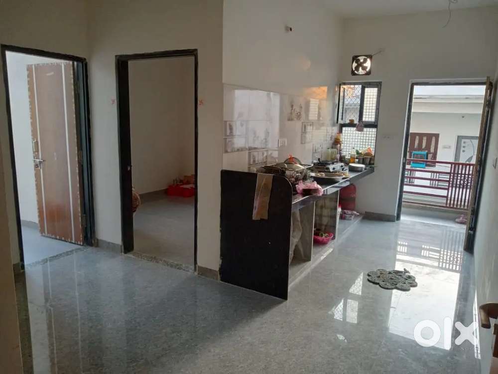 रसोइया (20 लड़की का खाना बनाना है)