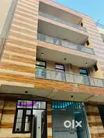 2 BHK flat at DLF with semi furnished unit