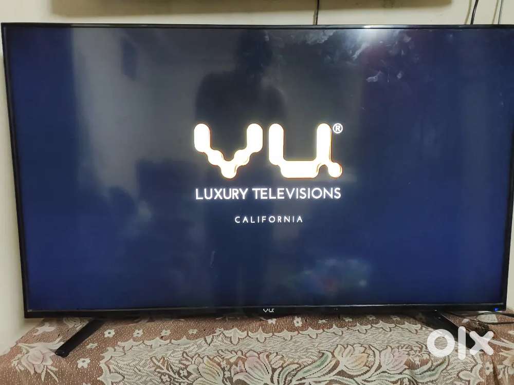 VU 50 Inches QLed Smart TV