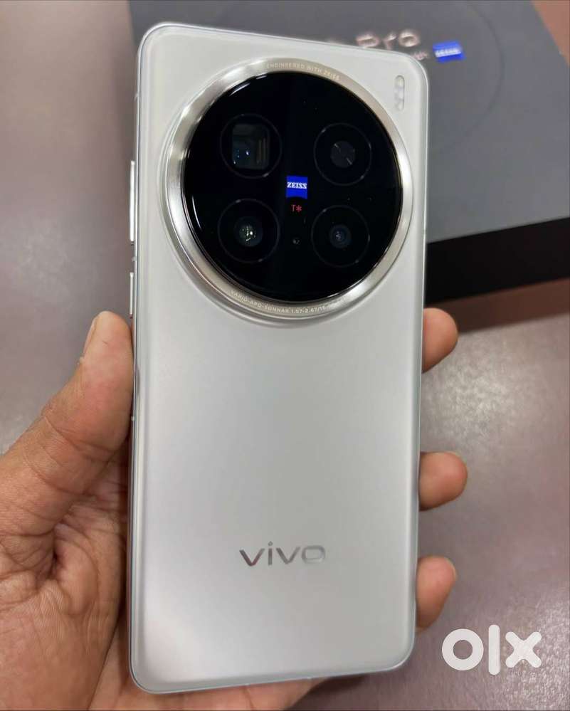 vivo x200 pro with bill box best condition
