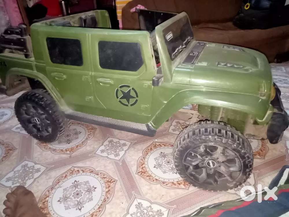 Kids electric car want to sale