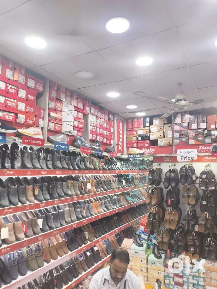 We need male n female for a job purpose