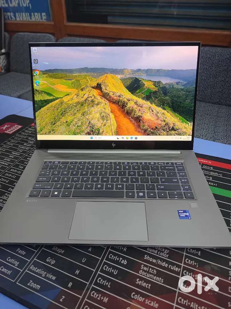 15.6inch zbook Studio G8  mobile work station core i9-11th Gen/32Gb/1T
