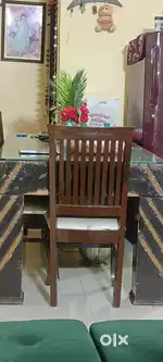 डायनिंग टेबल tafan ग्लास साथ में Kanpur maswanpur Uttar pradesh