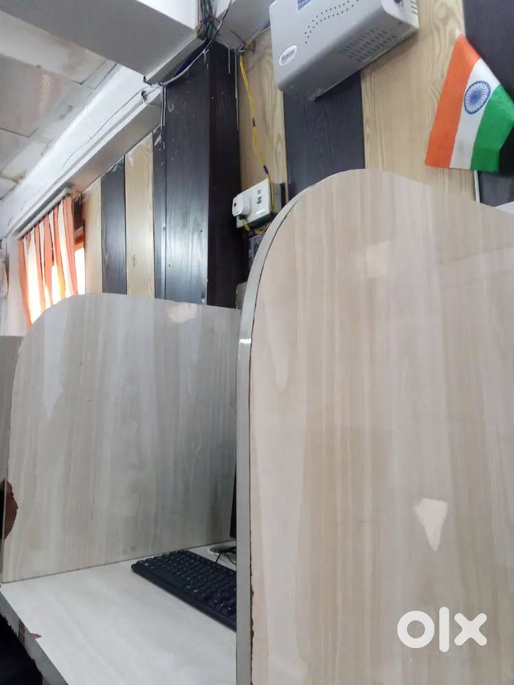 Required female tellecallers for dsa loan department