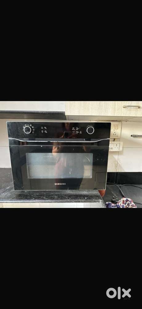 Samsung convection microwave oven-used but in good condition