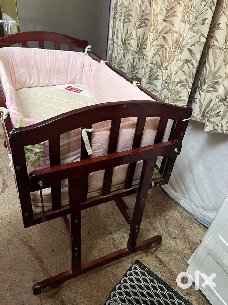 Babyhug  cradle with bed