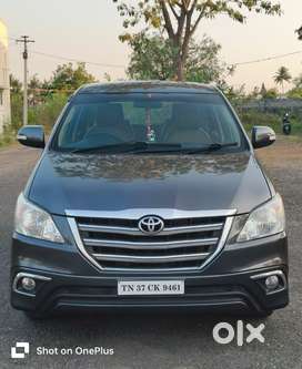 Toyota Innova 2.5 V 7 STR, 2015, Diesel