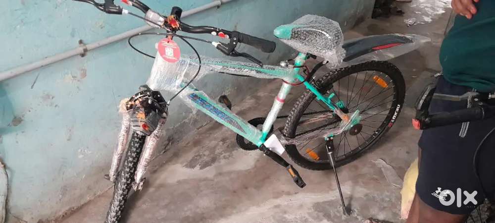 Leader cycle good condition
