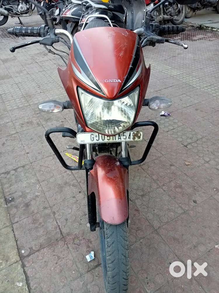 Insurance running full genuine condition genuine km