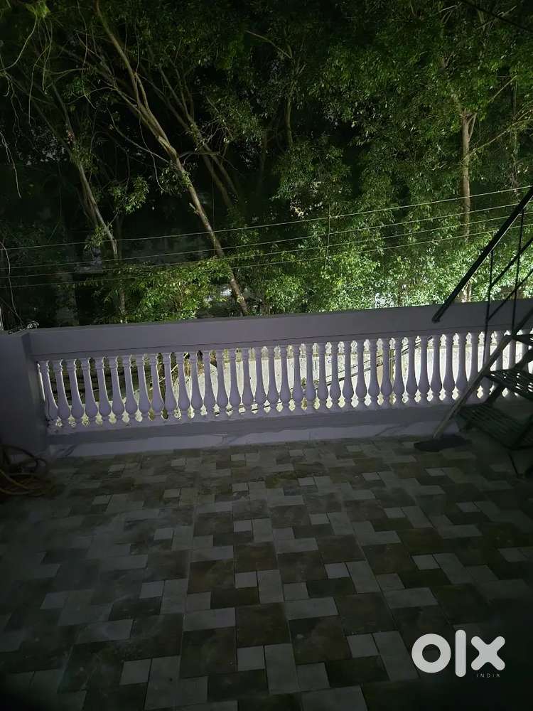 3 Bhk floor for rent near Rajiv chowk